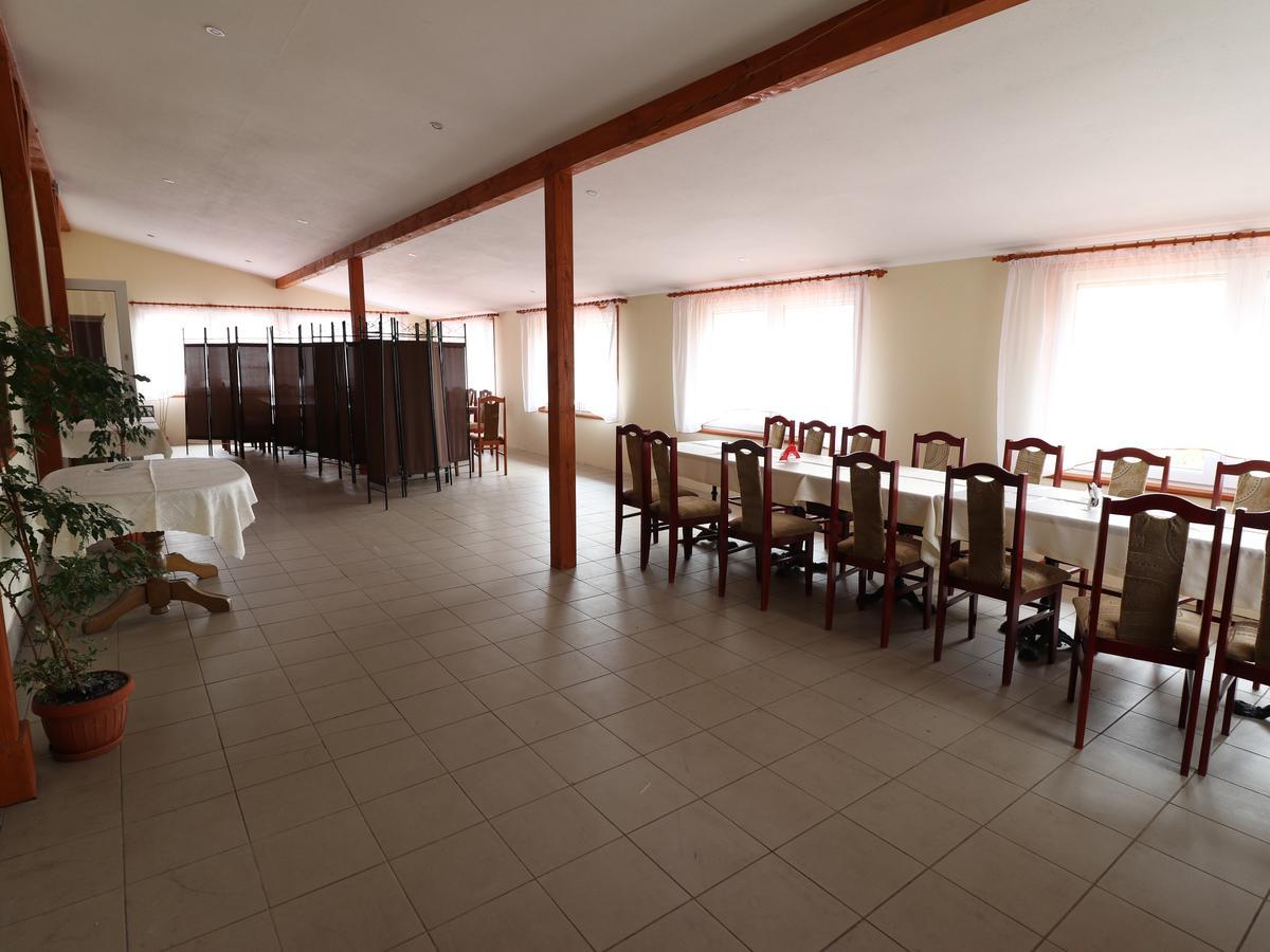 Restauracja Domenico W Tylawie Tylawa Экстерьер фото